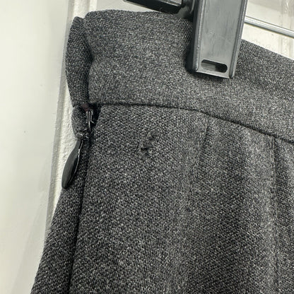 J McLaughlin Skirt Womens 8 Pleated Wool Gray Zip Academia Preppy Luxury *Flaw
