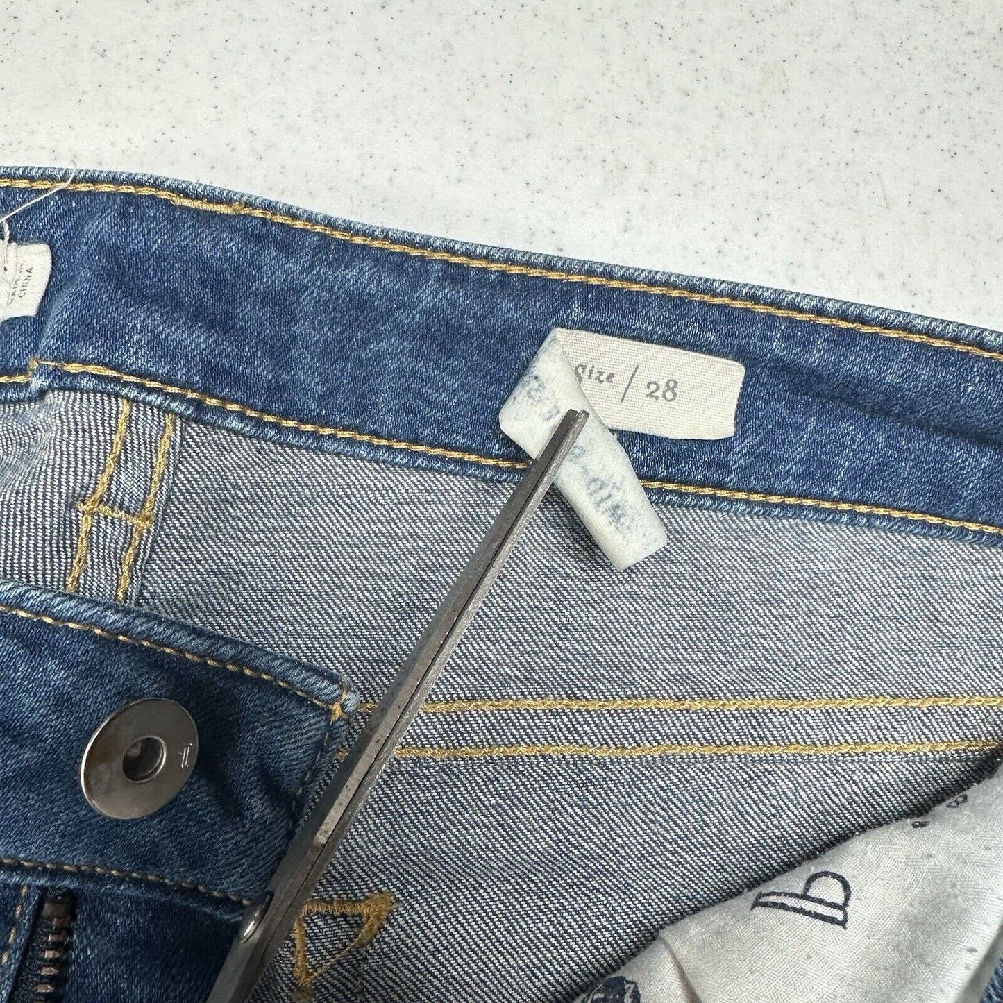 PILCRO Shorts Womens 28 Slim Bermuda Midrise Blue Jean Denim Fray Anthropologie