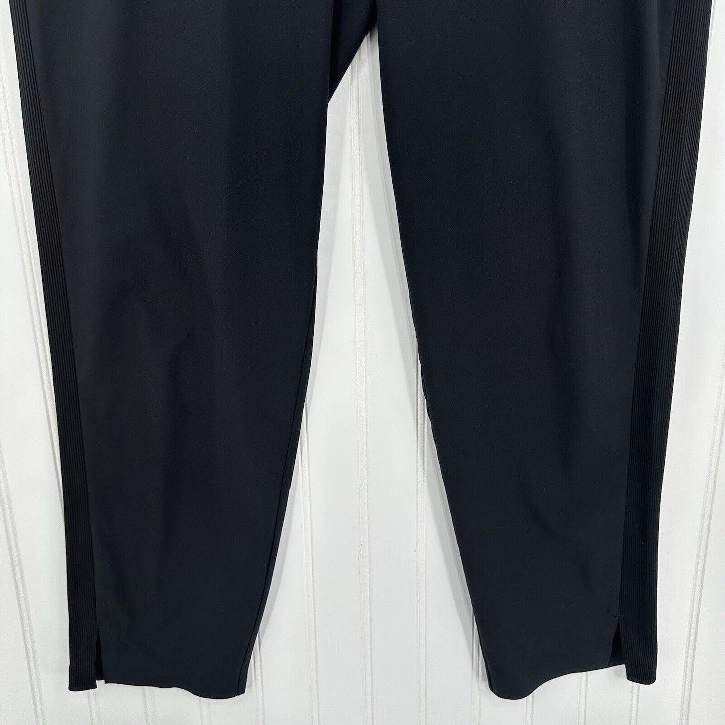 Athleta Pants Womens 10 Brooklyn Ankle Black Lightweight Travel Minimalist EUC