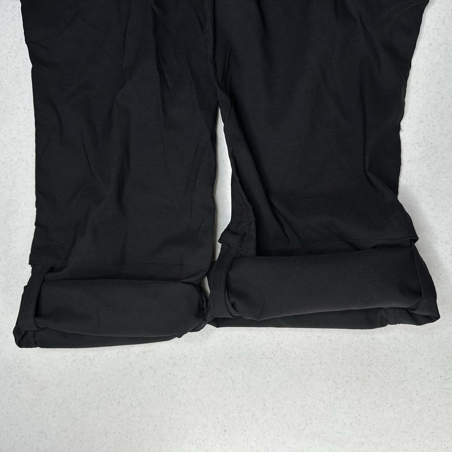 Duluth Trading Pants 18x31 Dry On The Fly Convertible Bootcut Hiking Roll Up EUC