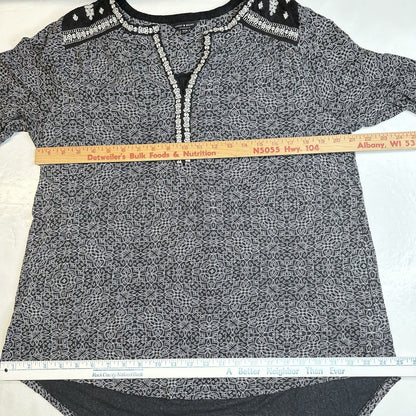Lucky Brand Top Womens 1X Black White Embroidered Boho Lightweight Shirt Hi Low