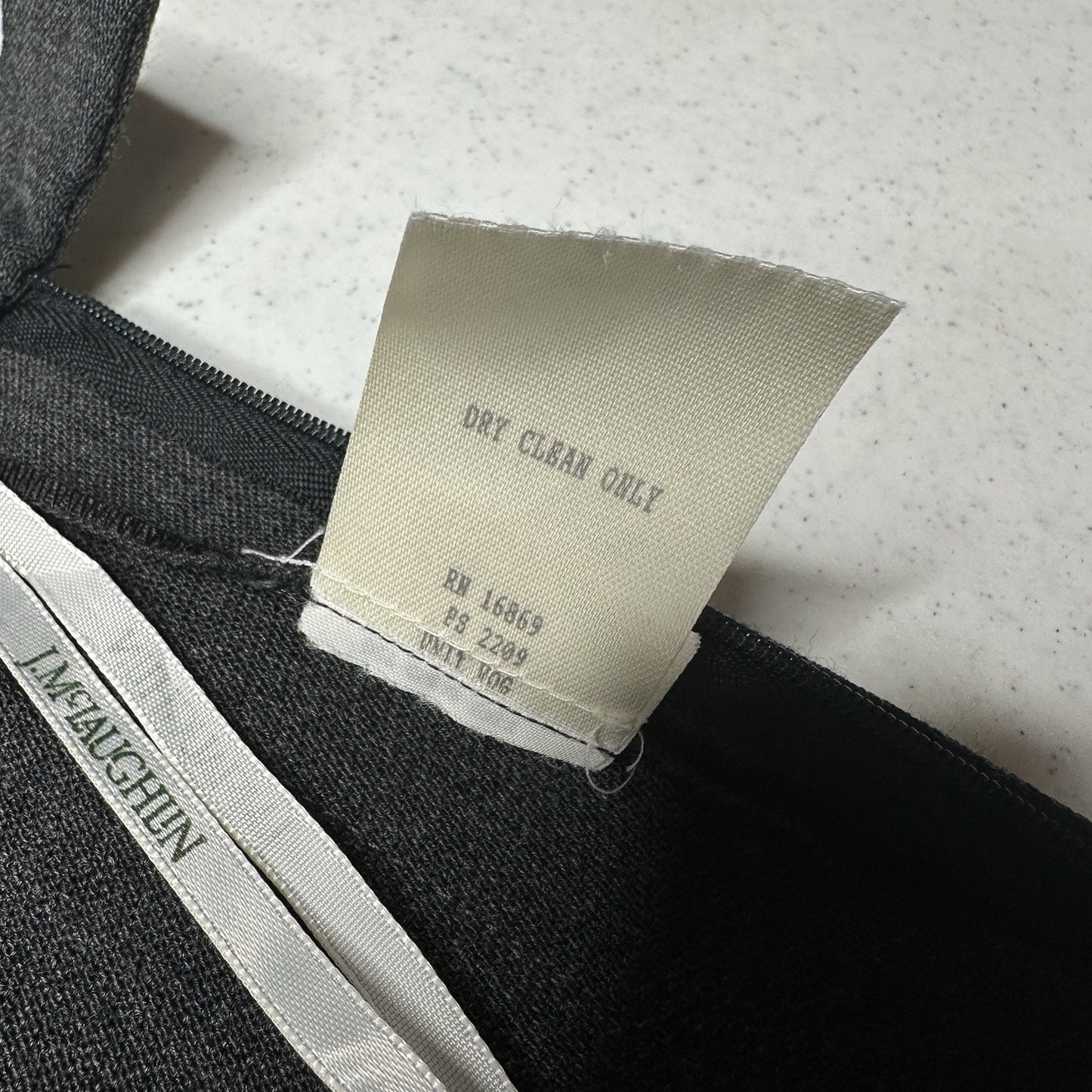 J McLaughlin Skirt Womens 8 Pleated Wool Gray Zip Academia Preppy Luxury *Flaw
