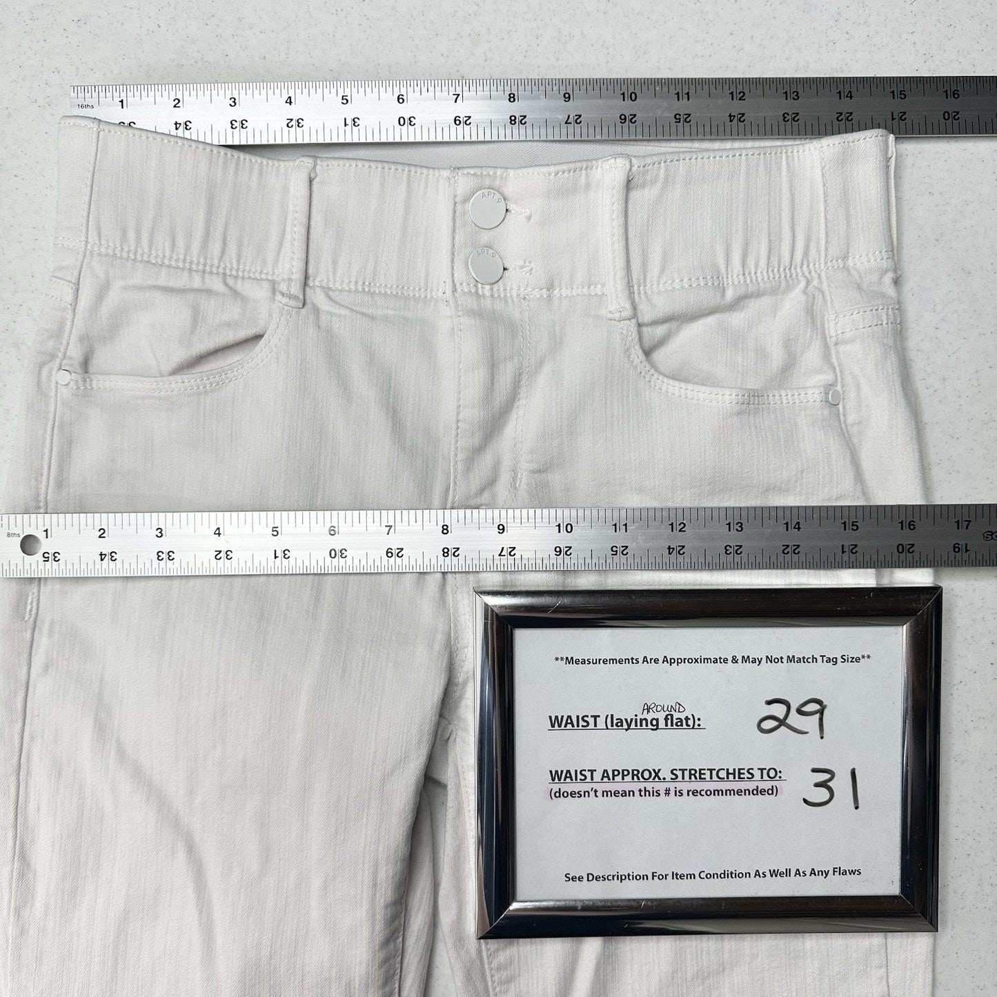 Apt 9 Jeans Womens 8 Straight Tummy Control White Stretch Denim Comfort *Stain