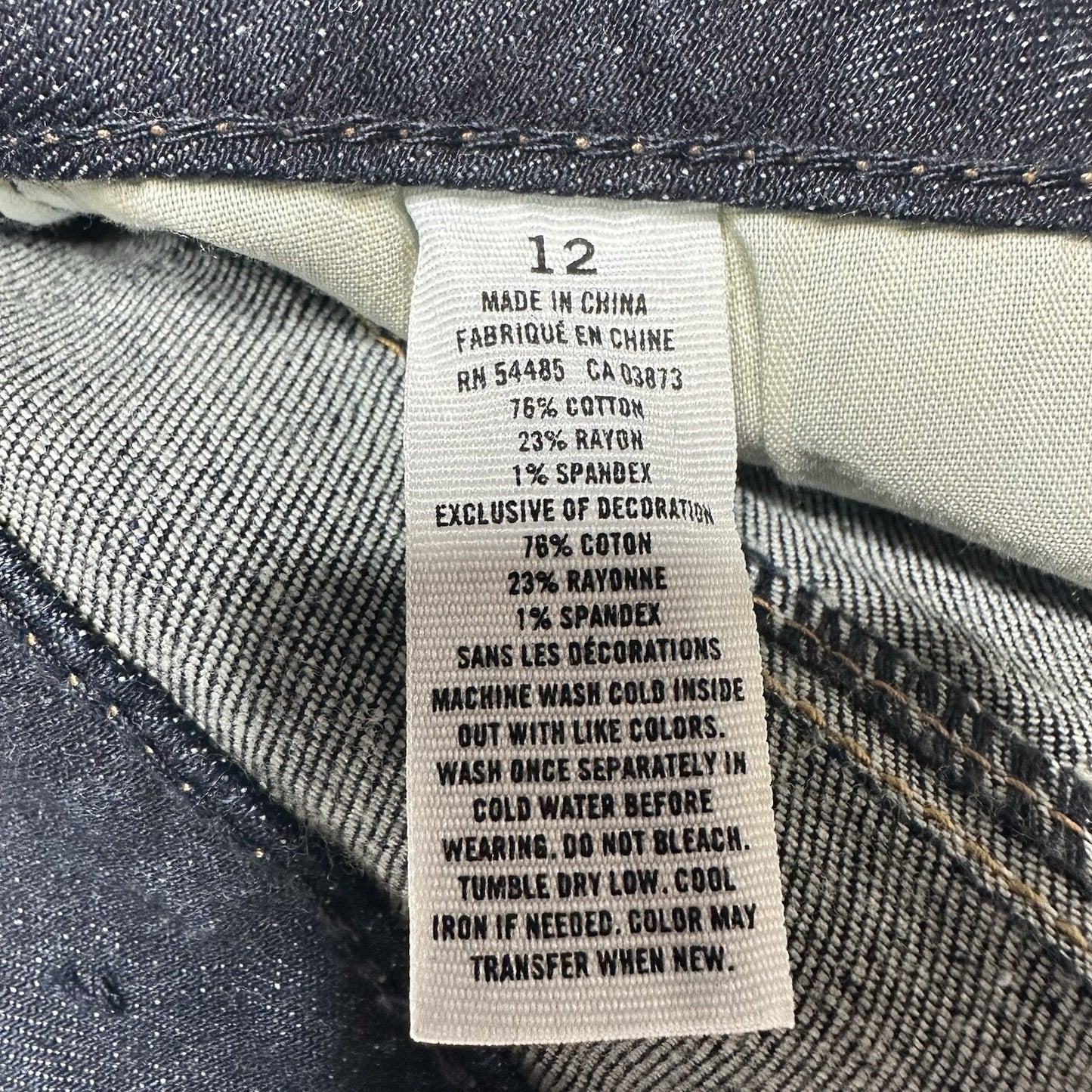 American Eagle Shorts Womens 12 Midi Blue Jean Denim Stretch Fray *35"Waist EUC