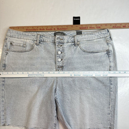 Torrid Shorts 20 Bermuda Relaxed Midrise Wild West Blue Denim Button Fly NEW