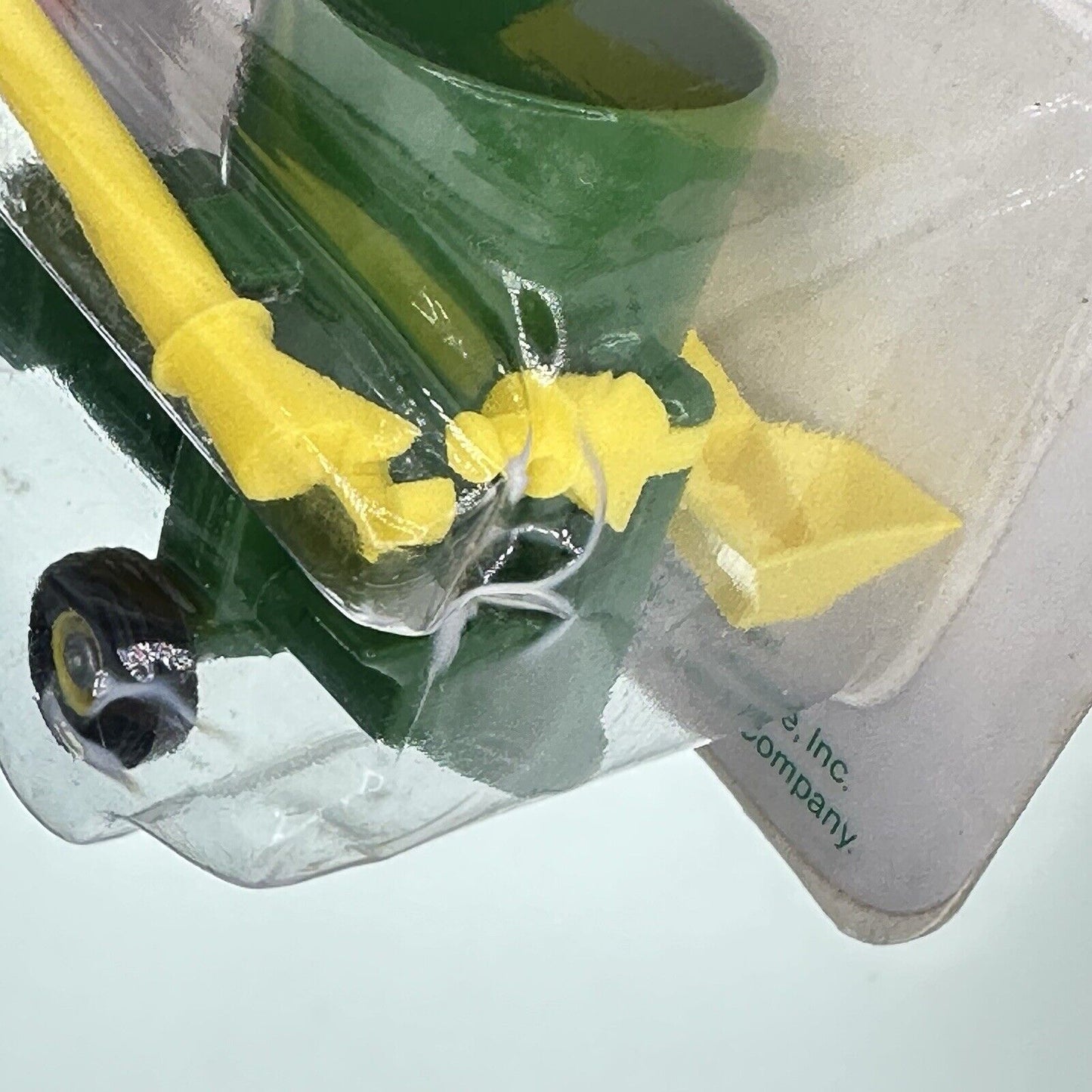 ERTL John Deere Grinder Mixer Mill 1/64 Vintage NEW IN PACKAGE #586