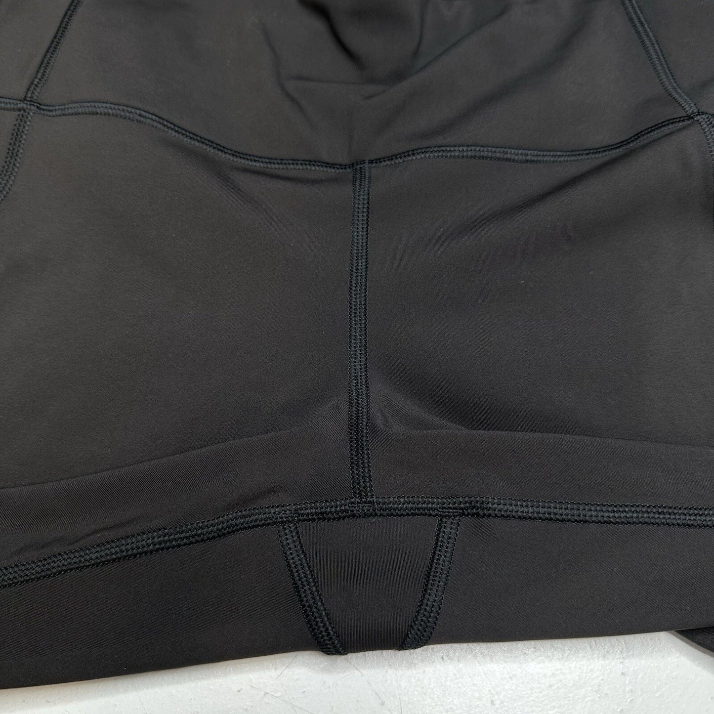 Athleta Legging Womens Large Rainier Tight Black Stretch Active Pockets *Flaw