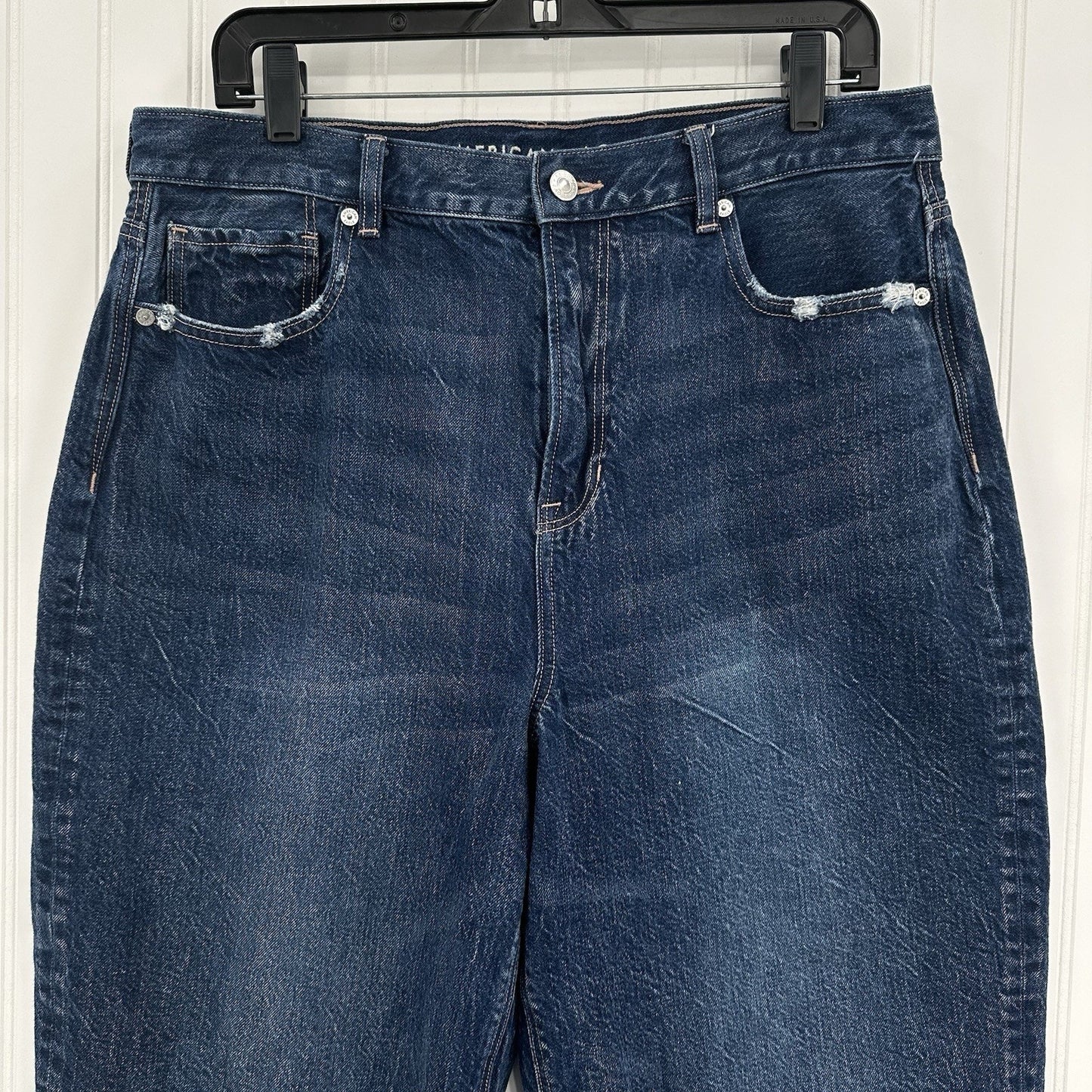 American Eagle Jeans Womens 14 Short Mom Relaxed High Rise Blue Denim Distressed