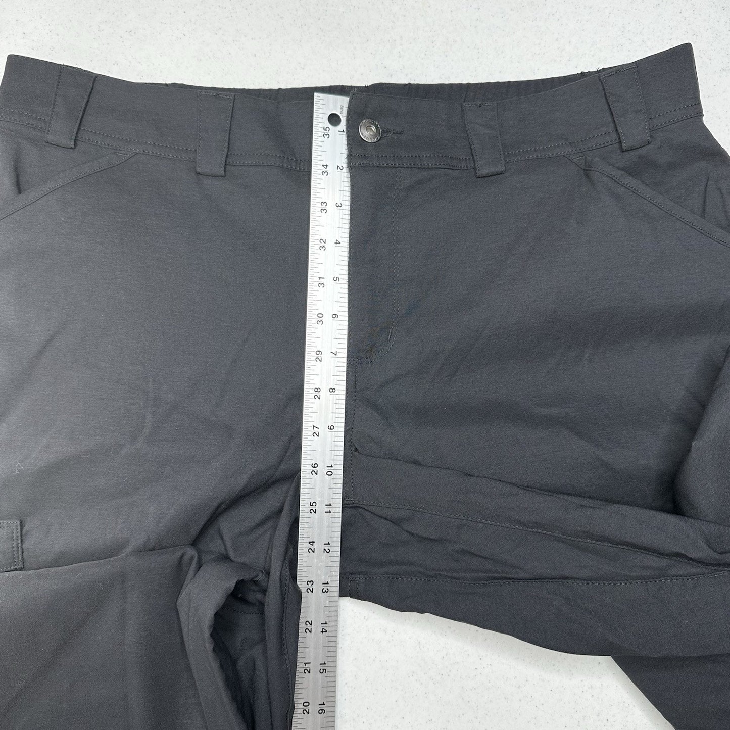 Duluth Trading Pants 18x31 Dry On The Fly Convertible Bootcut Hiking Roll Up EUC