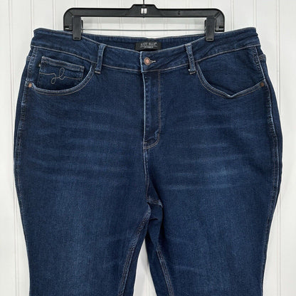Judy Blue Jeans Womens 22W Cropped Straight Blue Denim Dark Fray Split Hem EUC