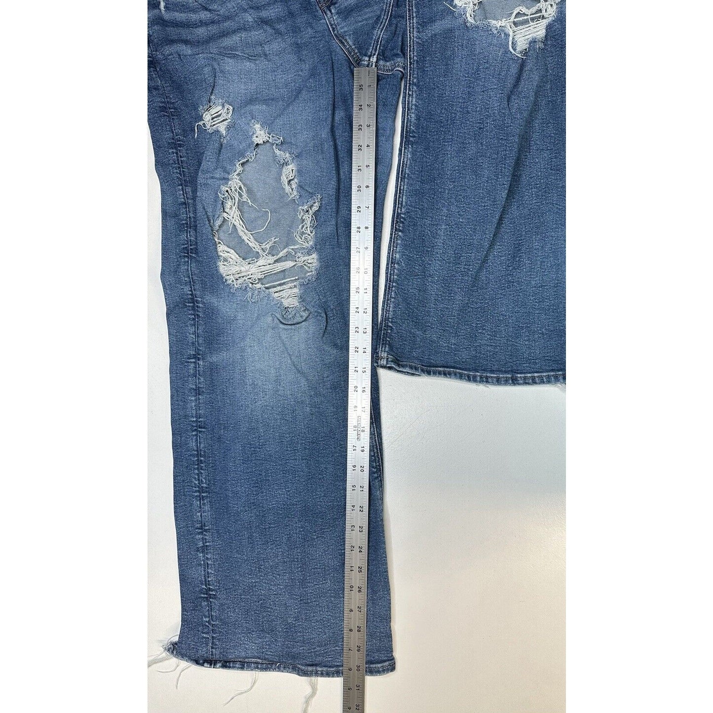 American Eagle Jeans 18 Baggy Straight Curvy Super Hi Rise Denim Distress *Flaw