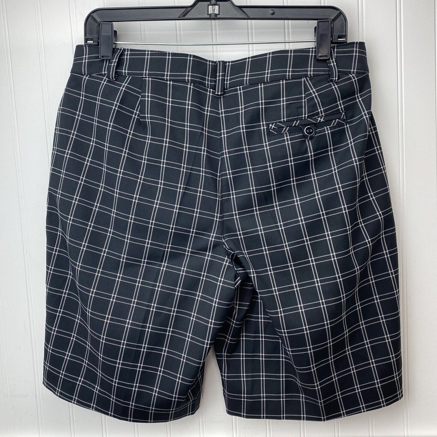 Lady Hagen Shorts Womens 8 Bermuda Golf Midrise Plaid Black White Casual NEW