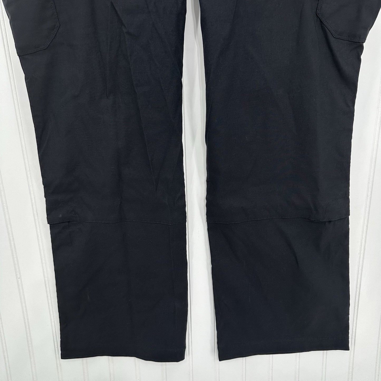 Duluth Trading Pants 18x31 Dry On The Fly Convertible Bootcut Hiking Roll Up EUC