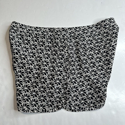 Diane Von Furstenberg Silk Shorts Womens 4 Black/White Floral Zip Front Pockets