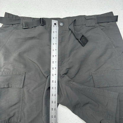 North Face Shorts Mens Large Cargo Belted Dark Gray 10" Long Hiking Nylon Trail