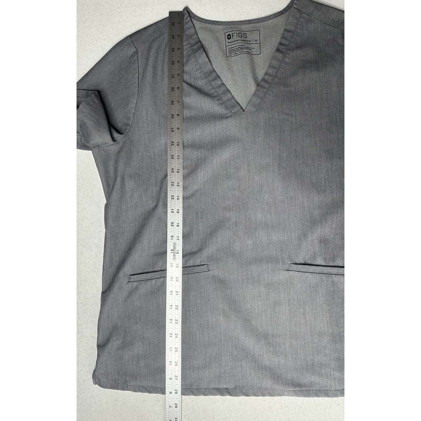 FIGS Scrub Top Womens XL Casma Technical Collection Graphite Gray Work Uniform
