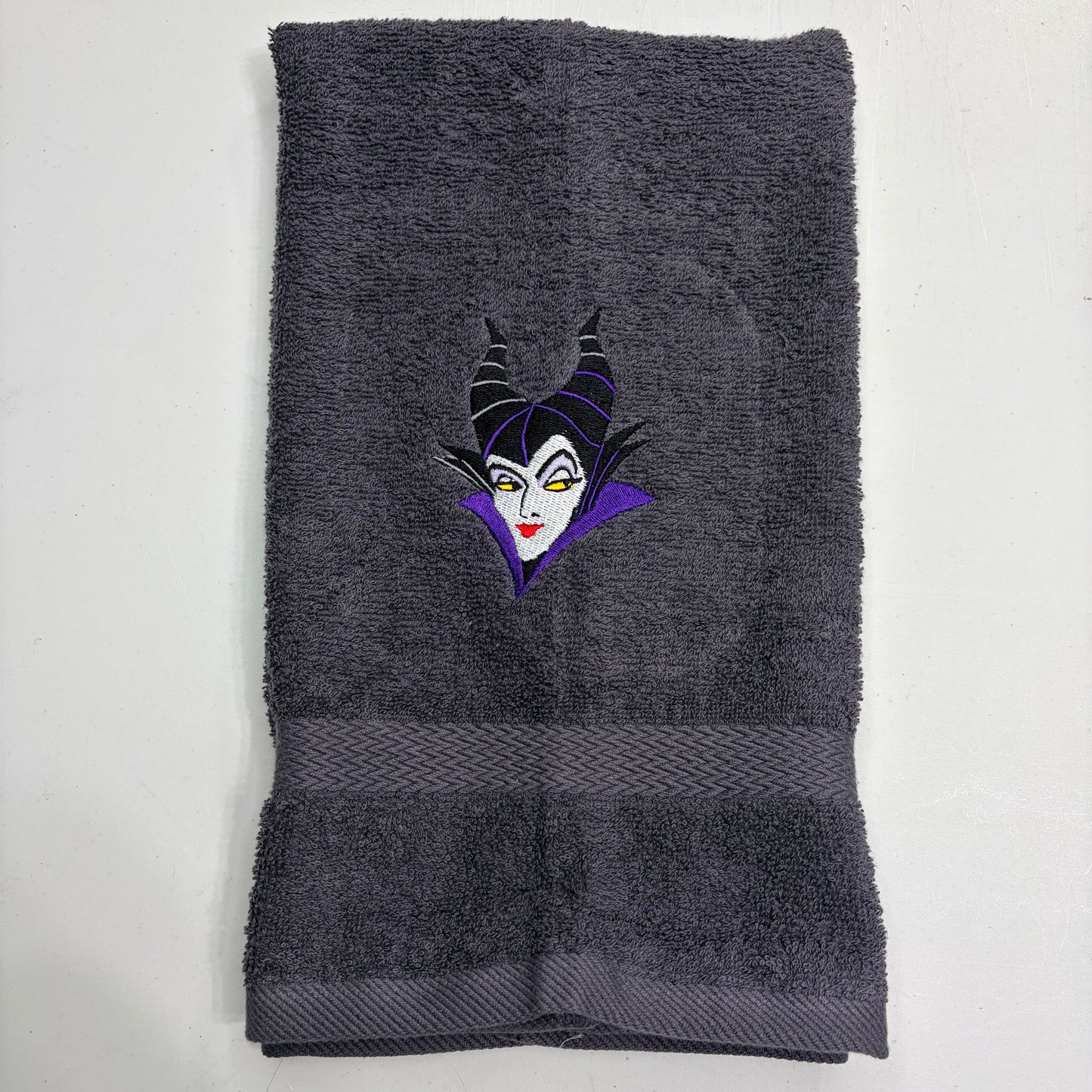 Evil Queen Poison Apple Maleficent Towels Embroidered Hand Towel Bathroom Home Decor Villain