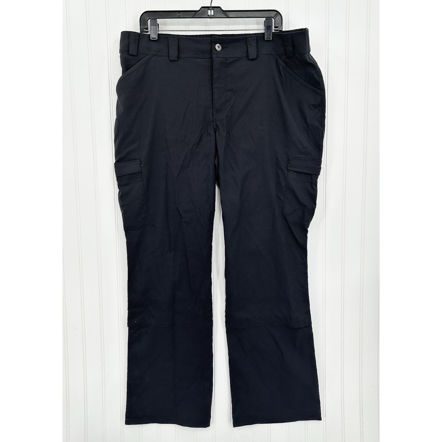 Duluth Trading Pants 18x31 Dry On The Fly Convertible Bootcut Hiking Roll Up EUC