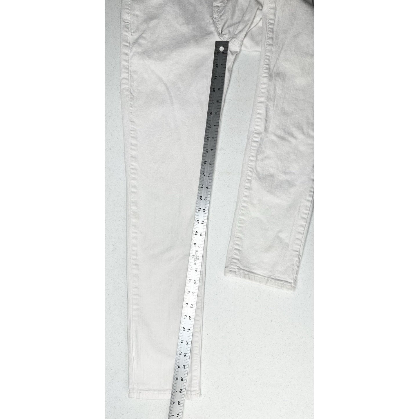 Apt 9 Jeans Womens 8 Straight Tummy Control White Stretch Denim Comfort *Stain