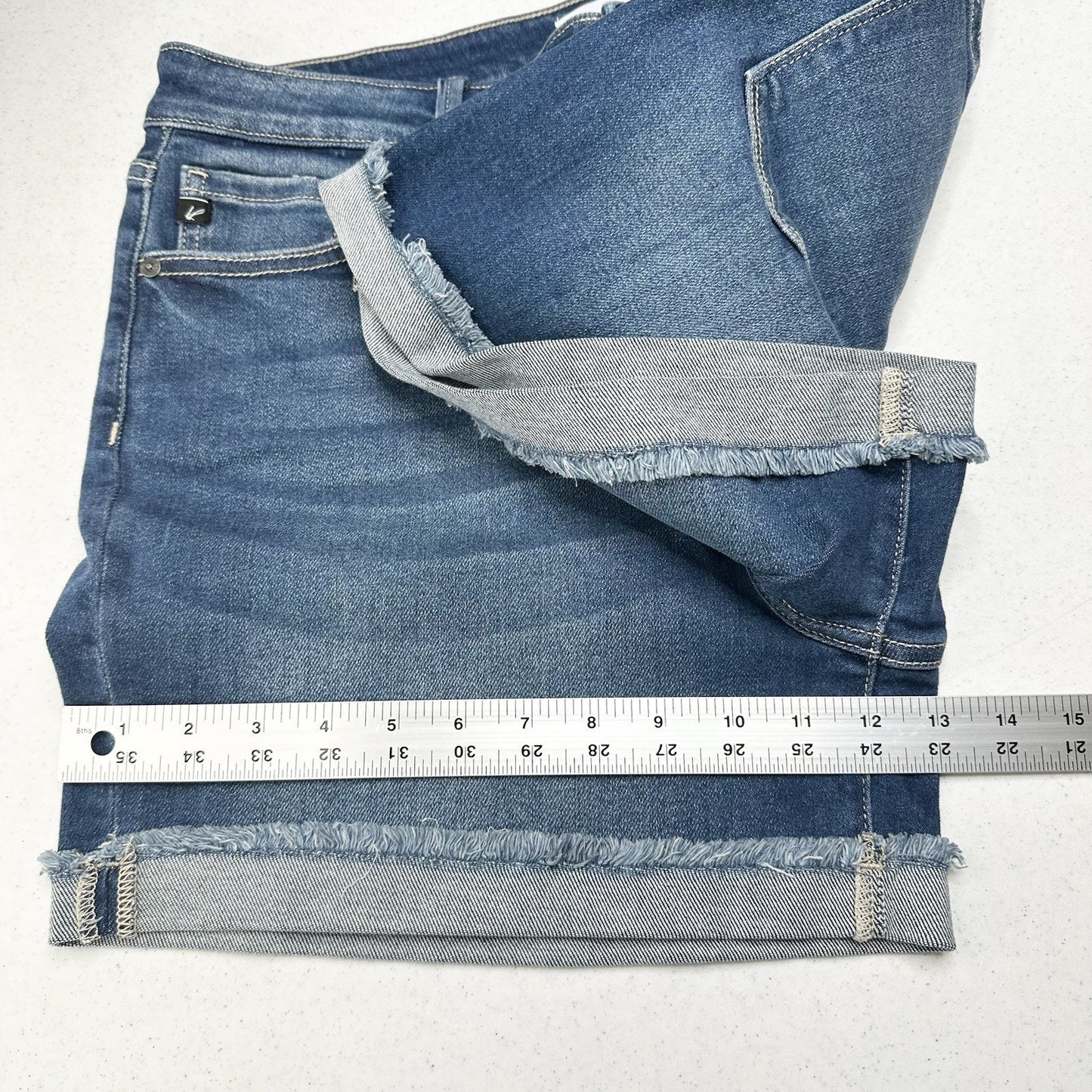 Kancan Shorts Womens 16W Cuffed Blue Denim Jean 4" Stretch Comfort Fringe EUC