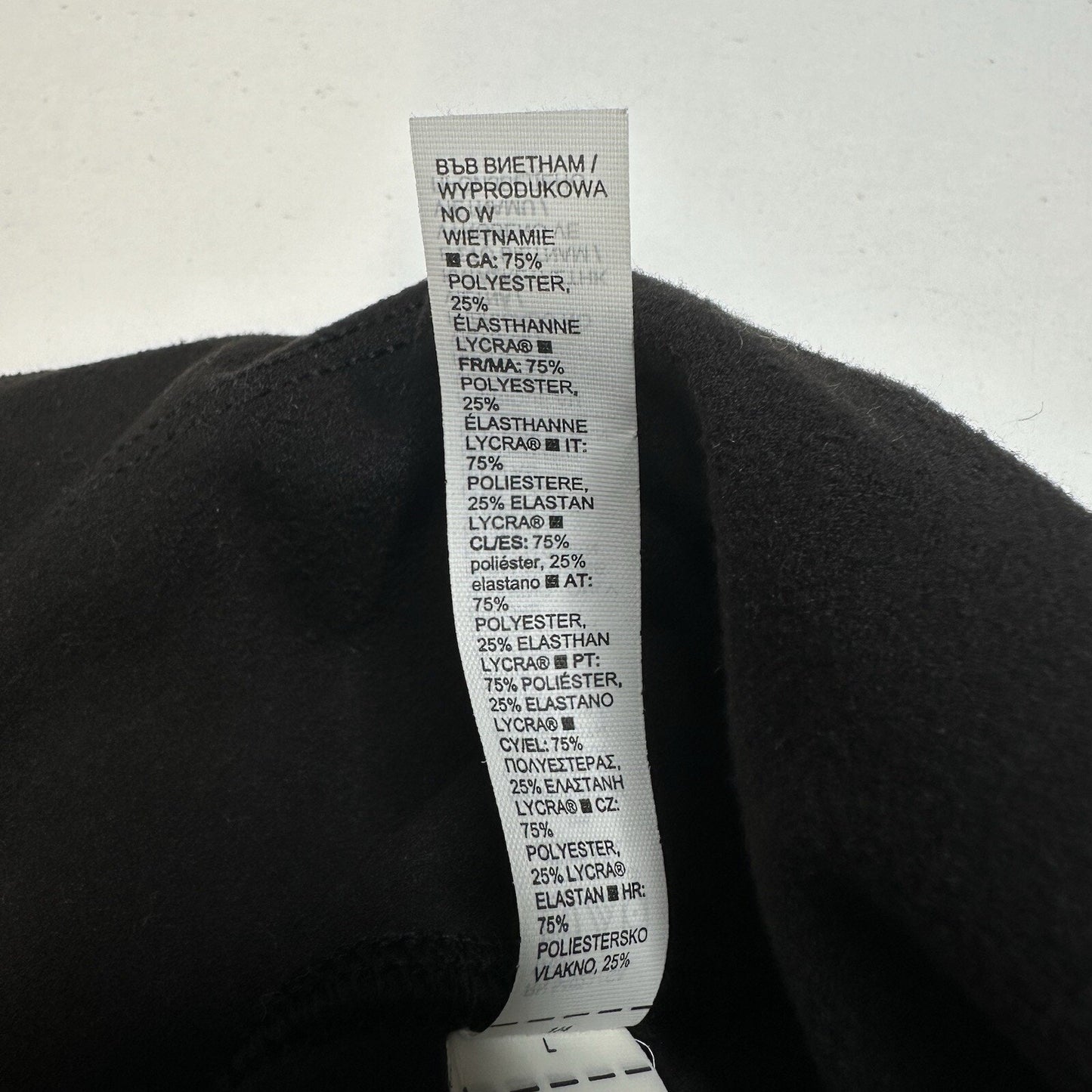 Athleta Legging Womens Large Rainier Tight Black Stretch Active Pockets *Flaw