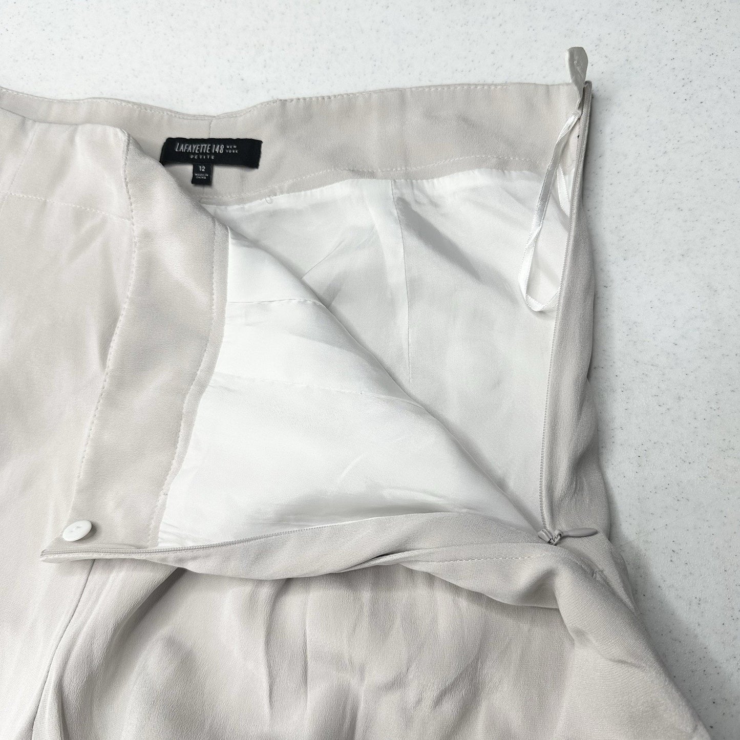 Lafayette 148 Pants Women 12 Petite Silk Wide Leg Light Gray Lined Coastal *Flaw