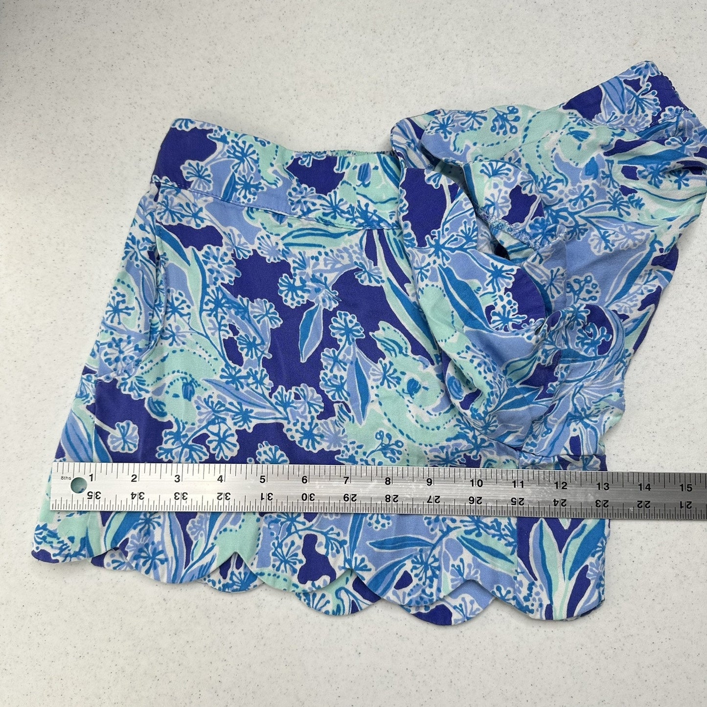 Lilly Pulitzer Shorts Womens M Dahlia Koala Scallop Hem Blue Coastal Barbie