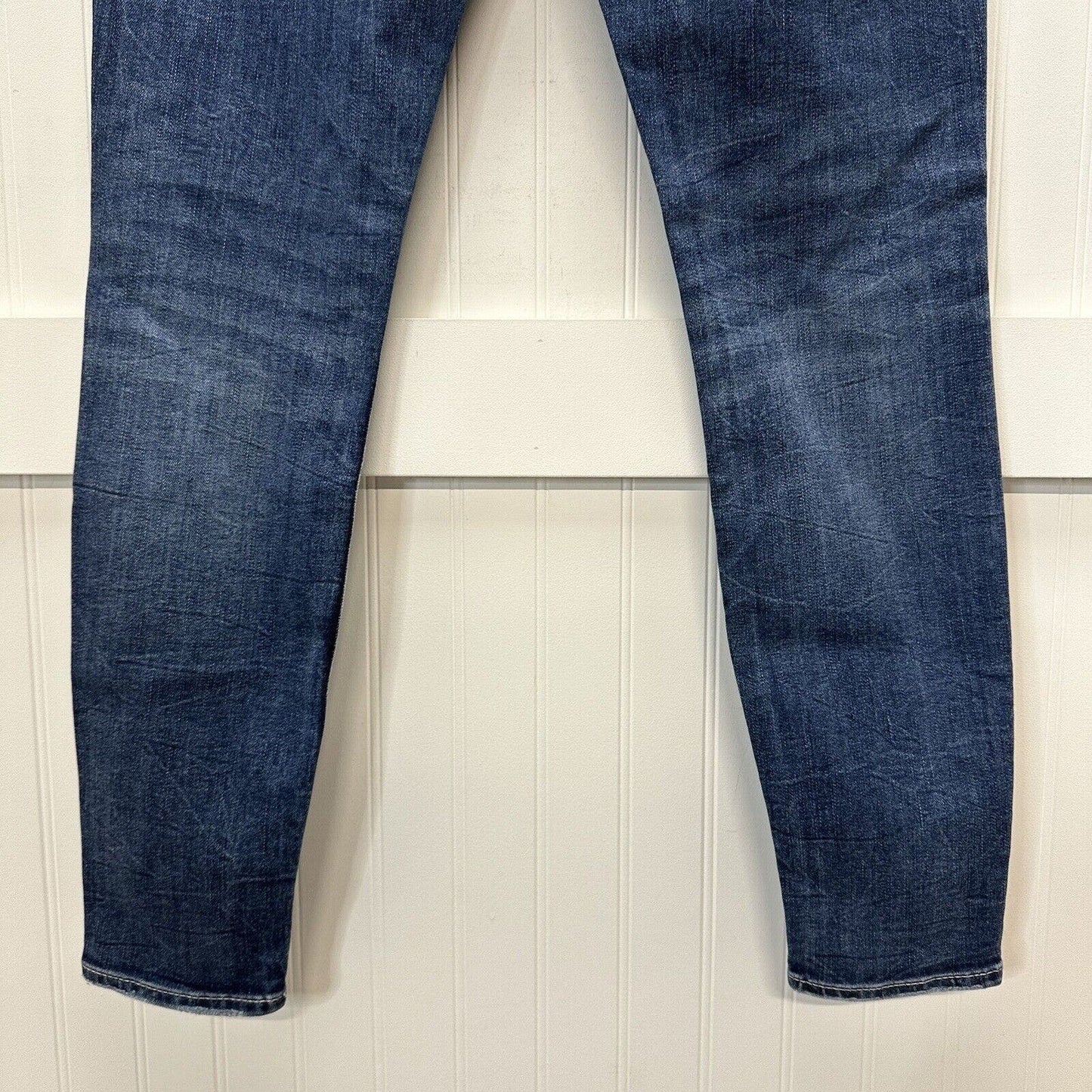 Silver Jeans Women 28 Avery Skinny Curvy Stretch Denim Blue Medium Wash Distress