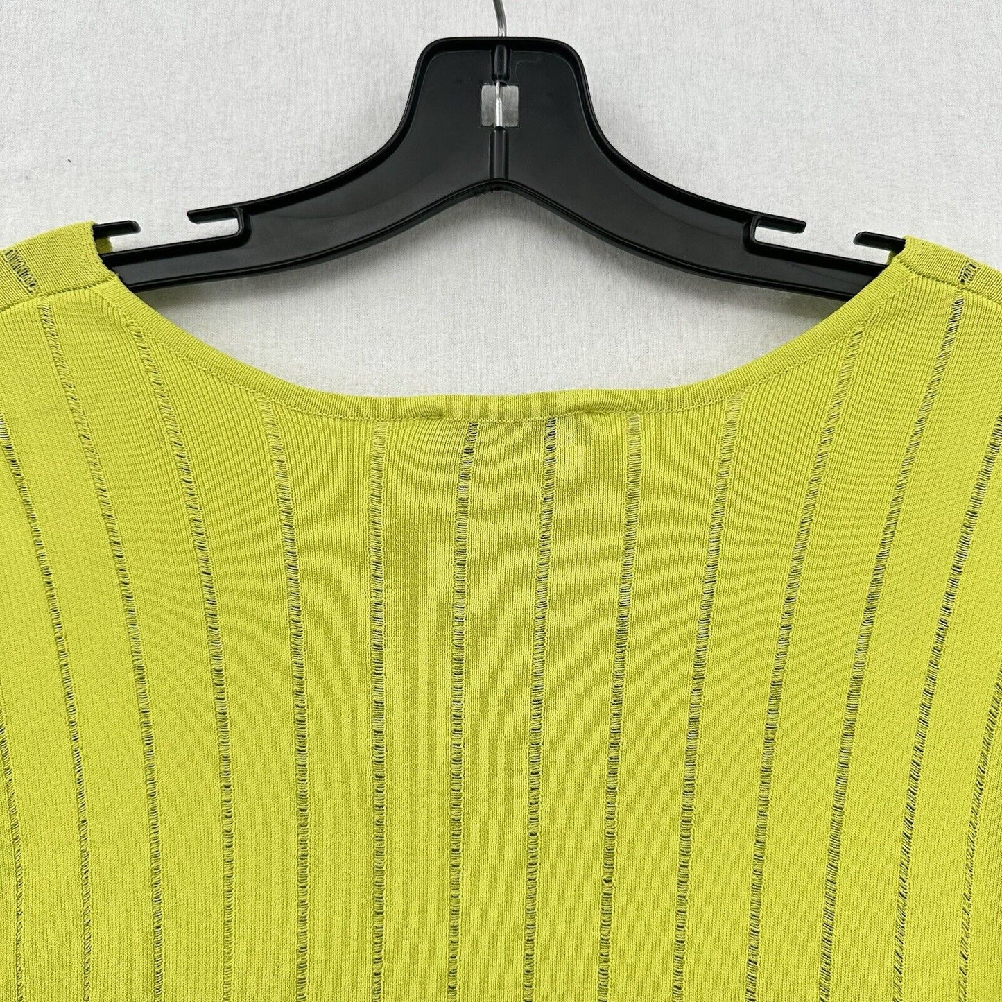 Joseph Ribkoff Top Womens Medium Neon Green Yellow Studded Travel OldMoney EUC
