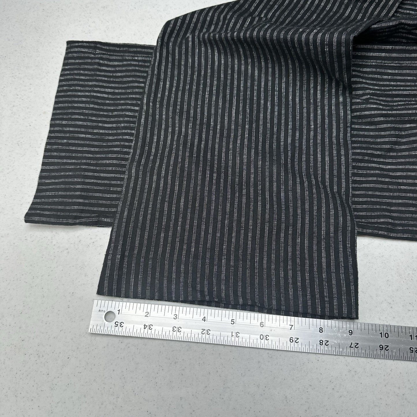 Sundance Pants Womens 6 Black Pinstripe Linen Cotton Coastal Contemporary