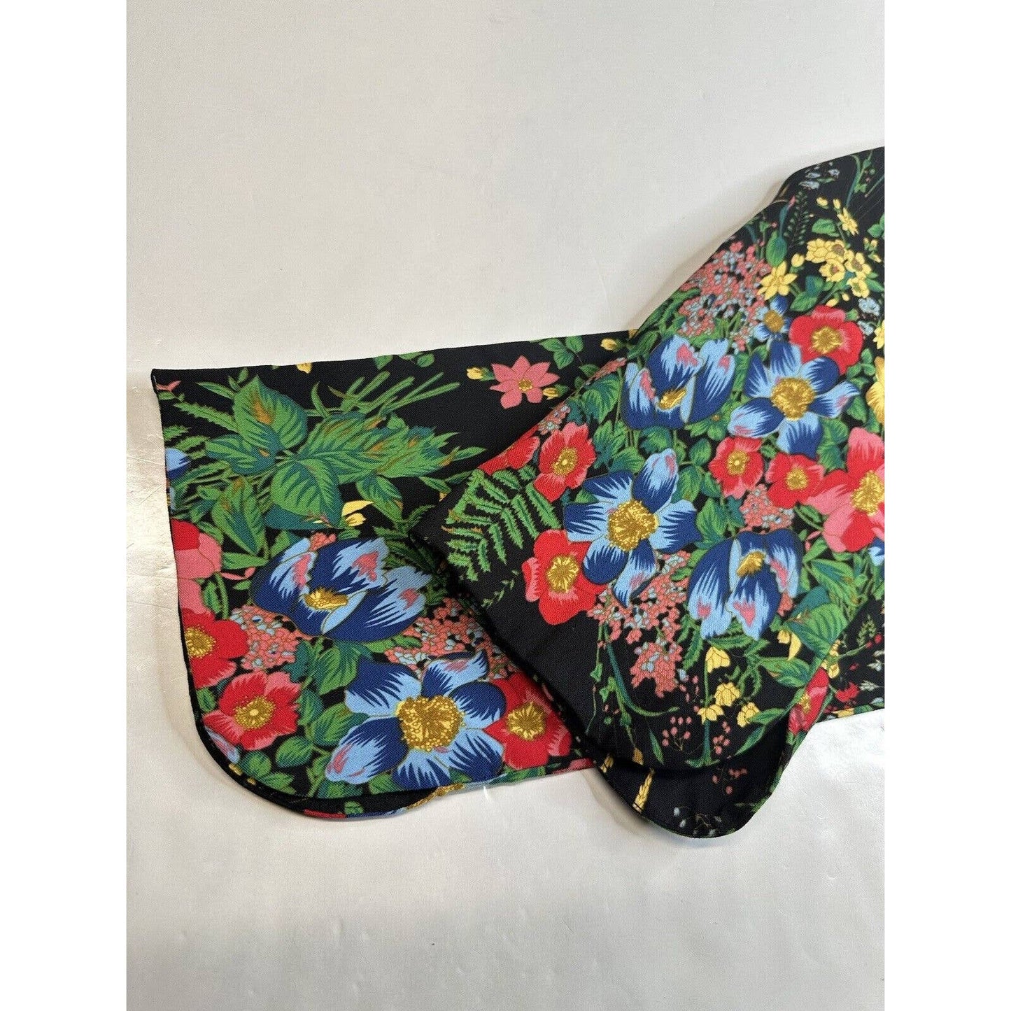 Soft Surroundings In Bloom Floral Slim Ankle Pants Sz Small Pull On Stretch EUC