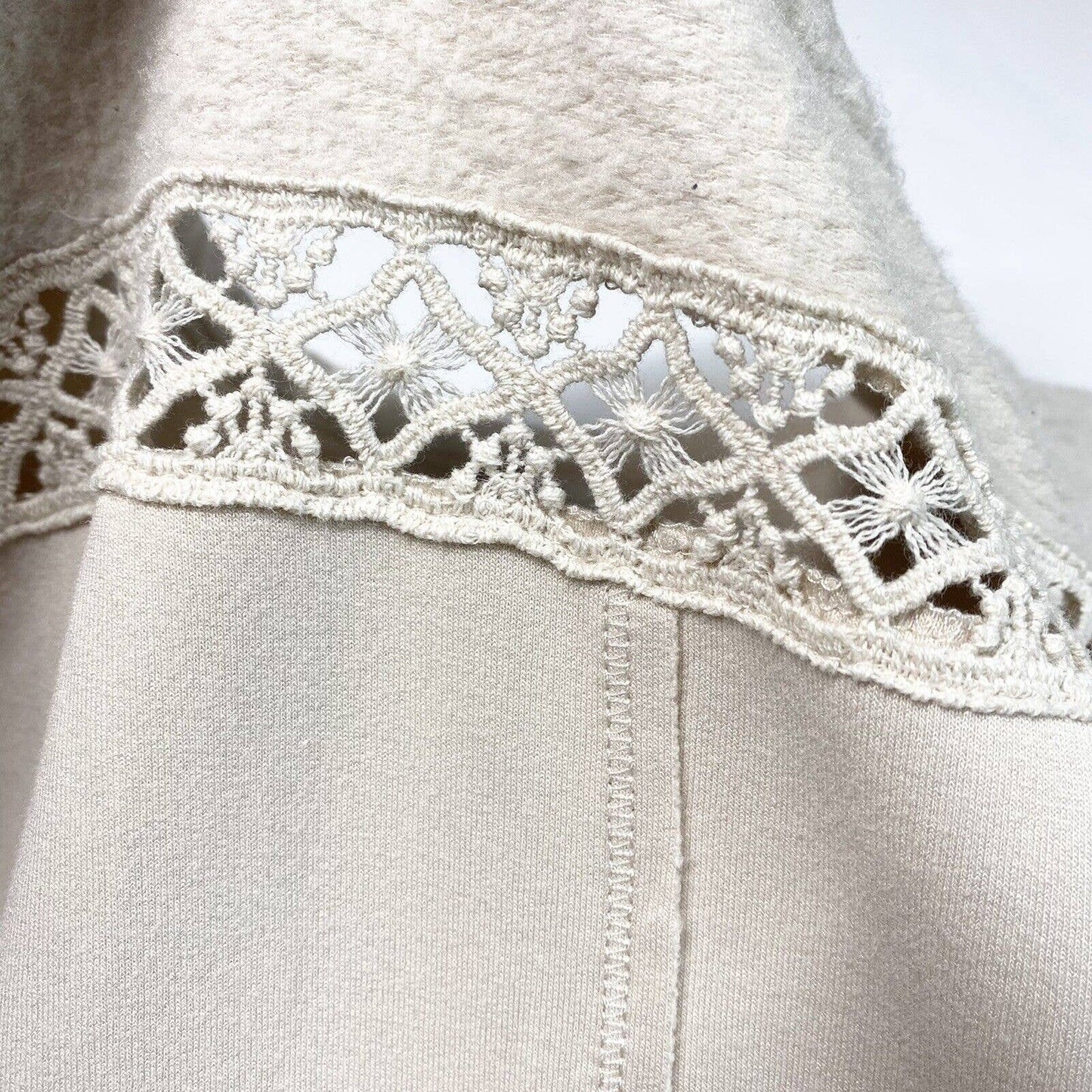 Knox Rose Sweatshirt XL Beige Stretchy Knit Casual Long Sleeve Top Exposed Seams