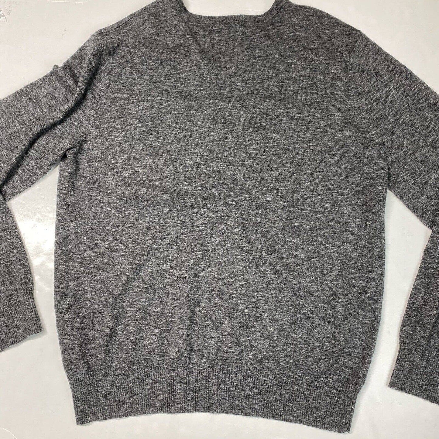 American Eagle Sweater Mens XL Gray V-Neck Athletic Fit Long Sleeve Knit Cotton
