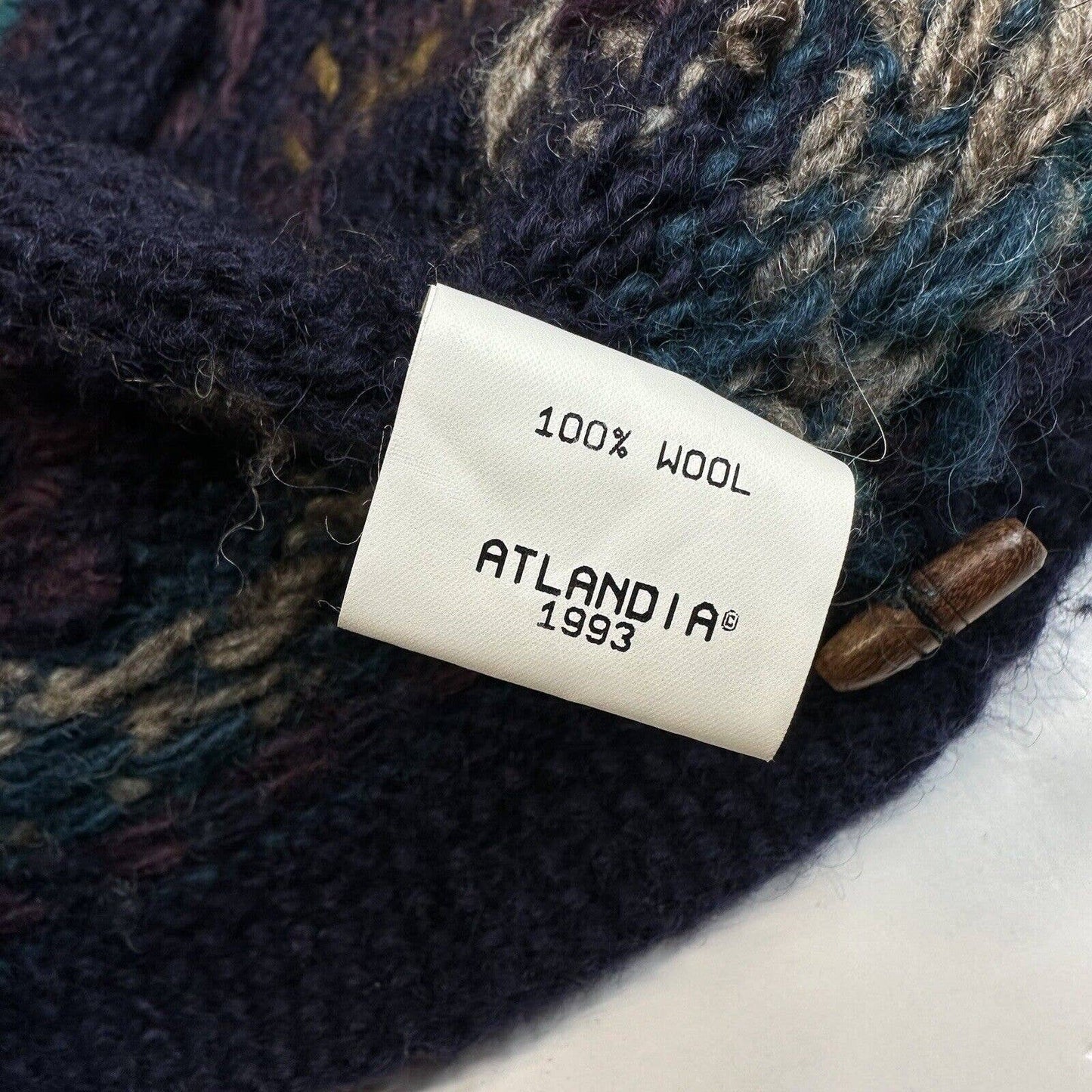 Vintage Newari 100% Wool Sweater Vest Sz Large Hand Knit Multicolor Wood Toggles