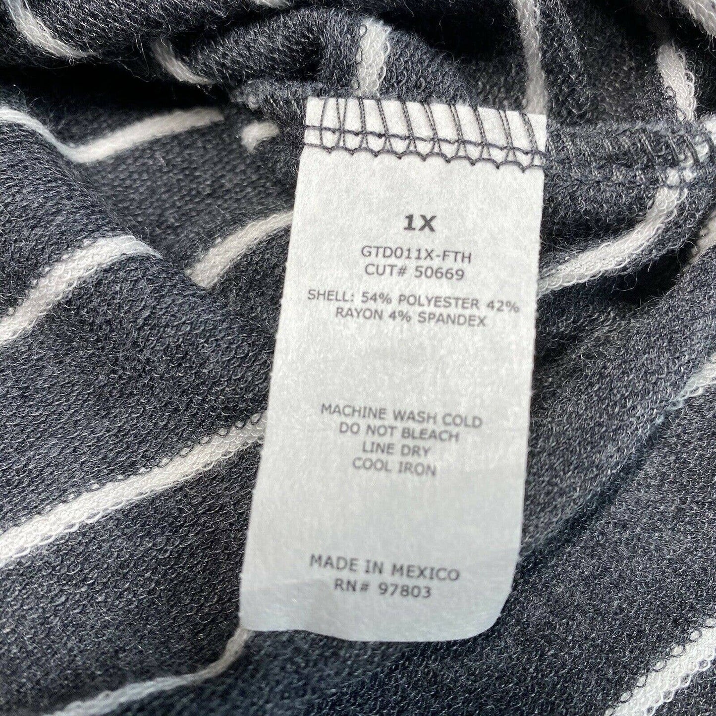 Green Envelope Striped 3/4 Bell Sleeve Top 1X Gray/White Stretch Jersey Knit EUC