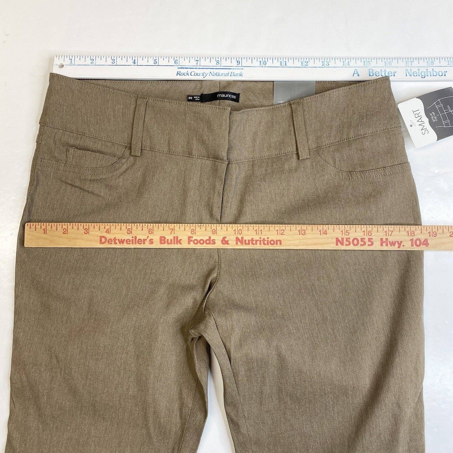 Maurices Smart Capri Pants Womens 9/10 Midrise Tan Brown Neutral Cropped NWT
