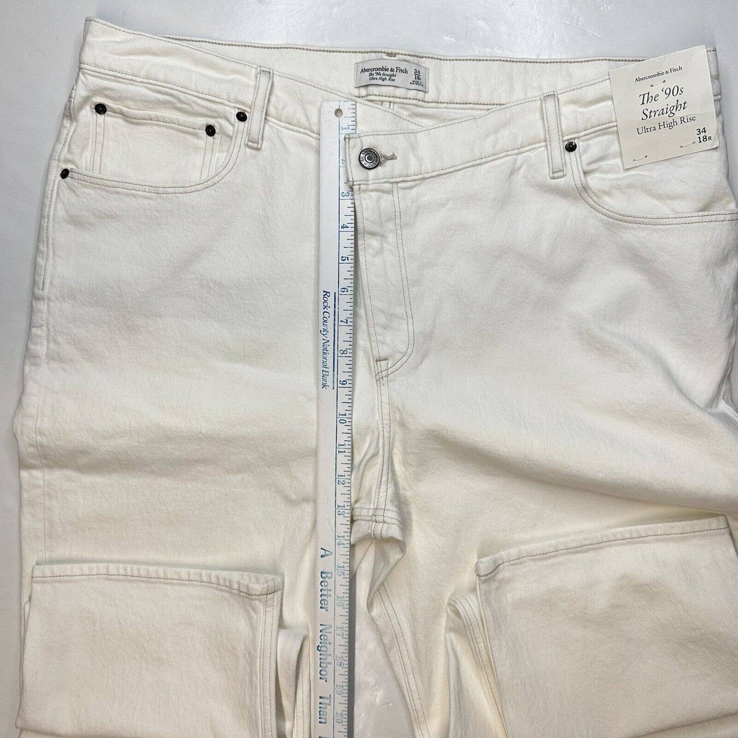 Abercrombie Fitch 90s Straight Ultra High Rise Jeans 34/18 Cream Crossover NEW