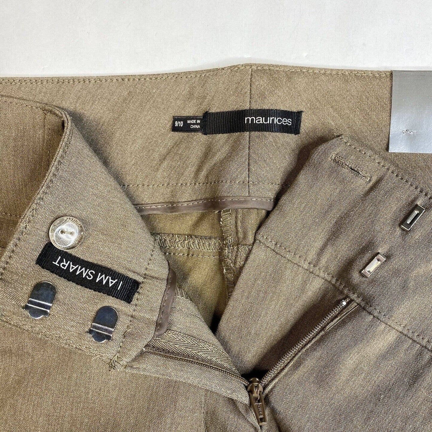 Maurices Smart Capri Pants Womens 9/10 Midrise Tan Brown Neutral Cropped NWT